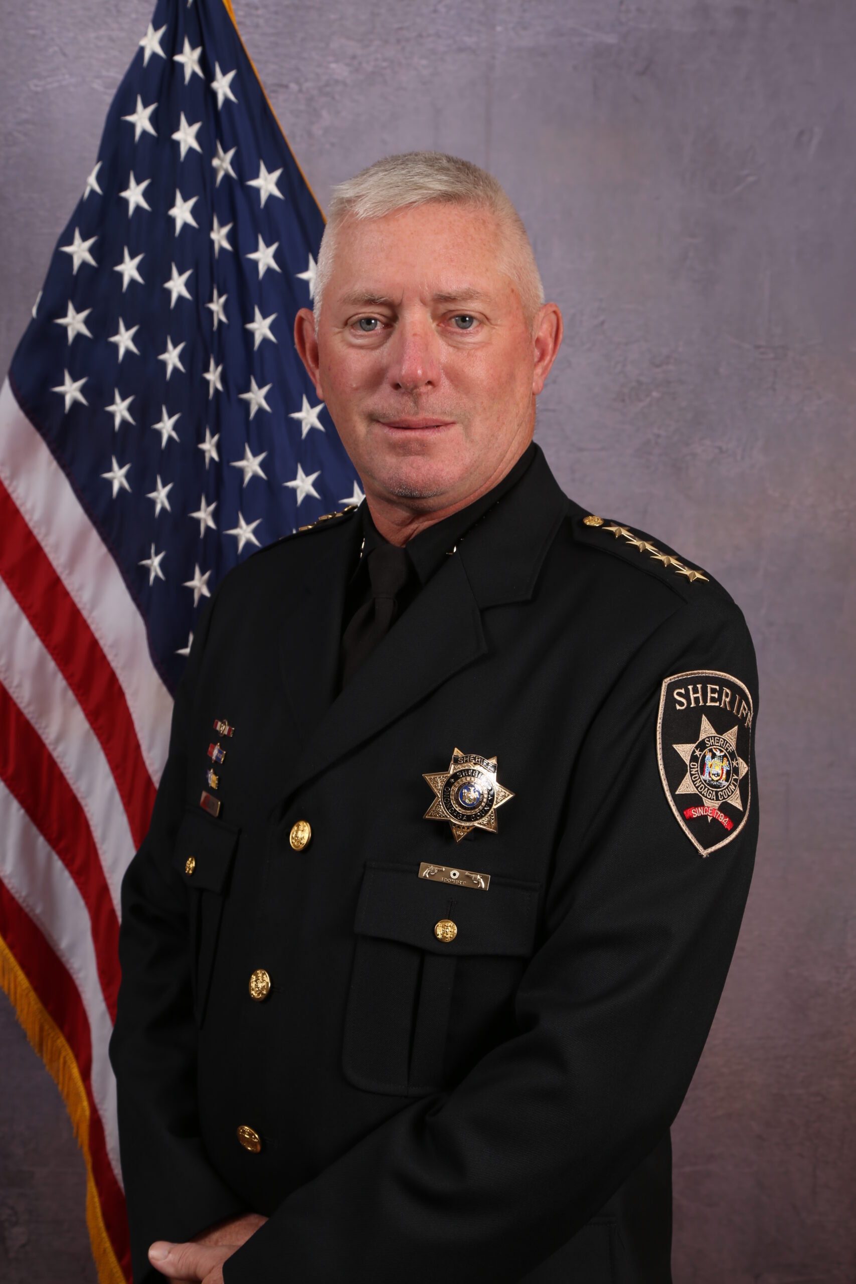 County Sheriff L G Kh m Ph Vai Tr V C ch S D ng T County Sheriff County Sheriff L G Kh m Ph Vai Tr V C ch S D ng T County Sheriff